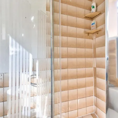 Appartamento Bright Studio Just A Stone's Throw From The Bataclan Parigi